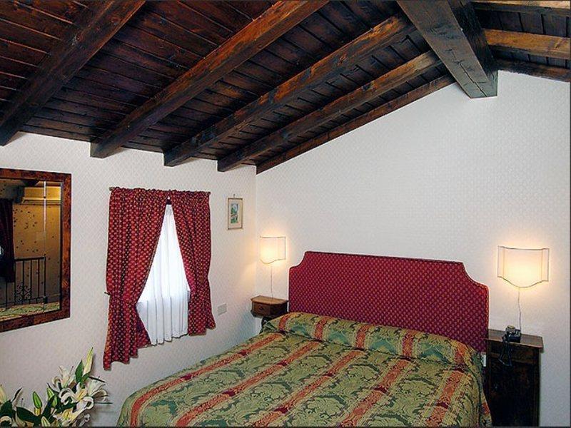 Hotel San Zulian Venice Exterior photo